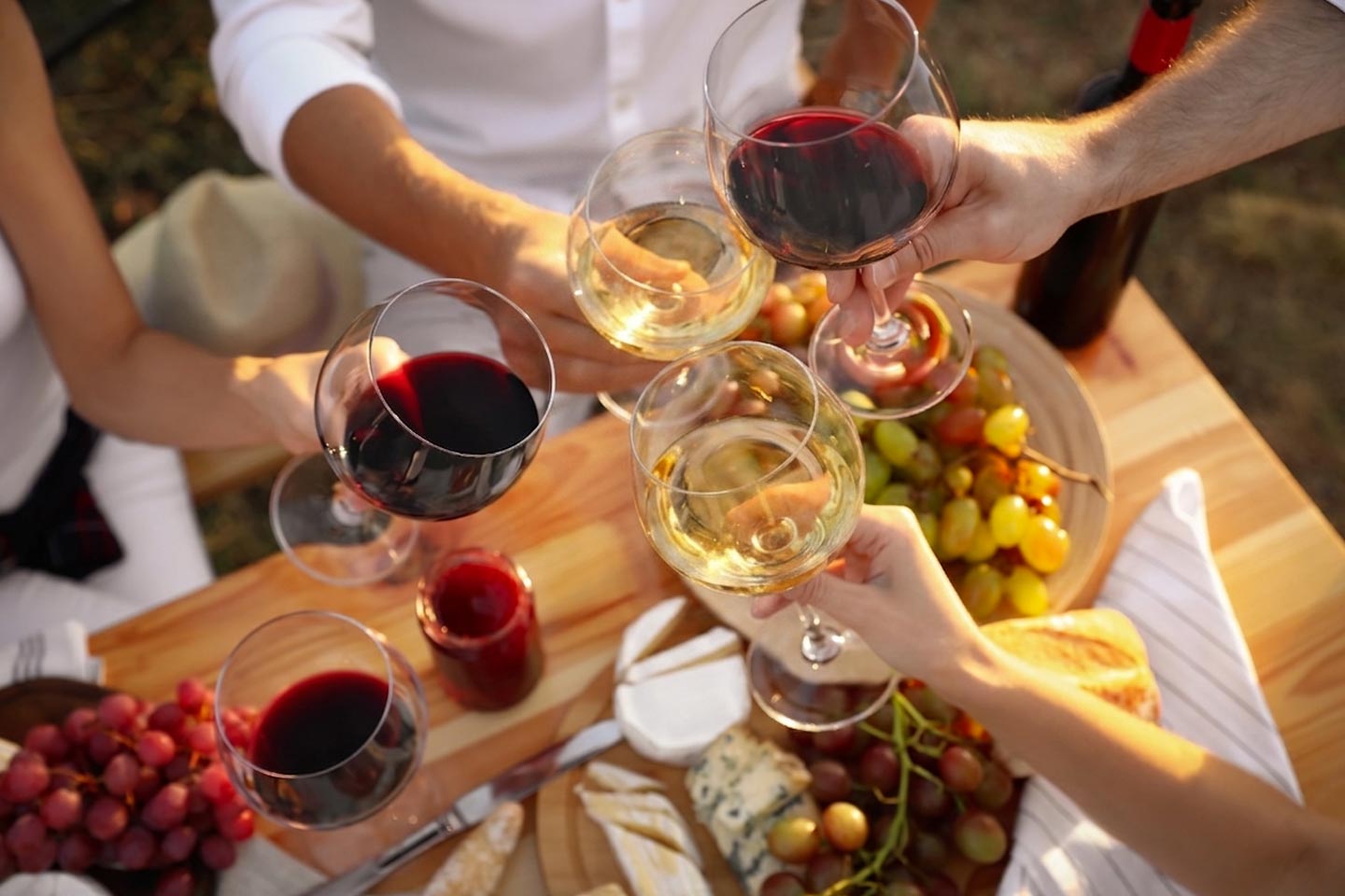 Frühlingsausverkauf: Gründe zum Anstoßen